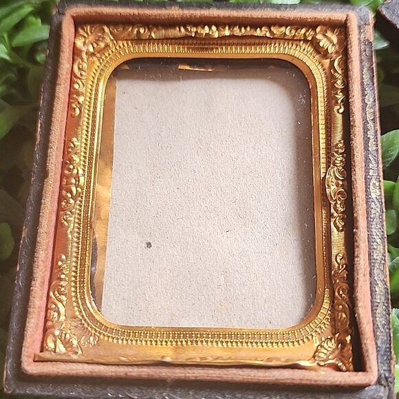 Antique Civil War Era Tin Type Wood & Glass - Picture 7 of 14